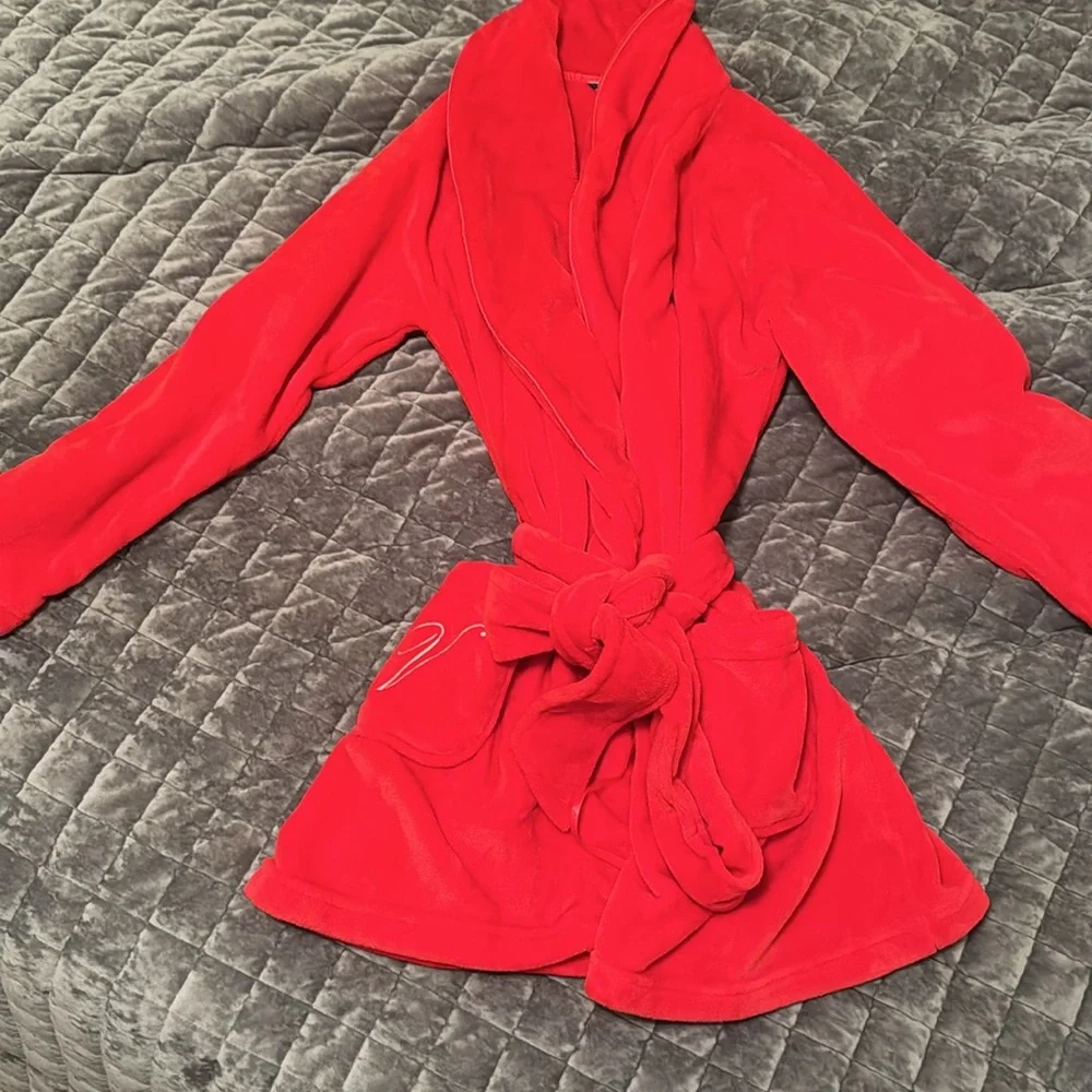 Cozy Red Robe - Picture 6 of 8